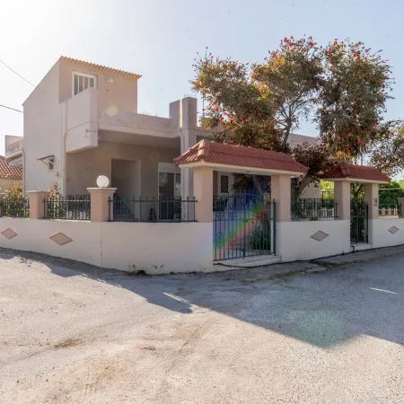 Mike's House in Kremasti Near the Beach Rhodes Отели рядом с достопримечательностью «Kremasti Beach»