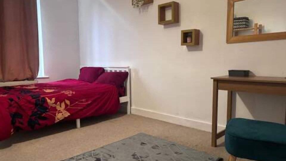1Br-Sleeps4-35minToCentralLondon-40minToHeathrow