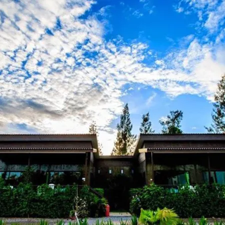 Pranburi Cabana Resort Отели рядом с достопримечательностью «Кхаокалок»