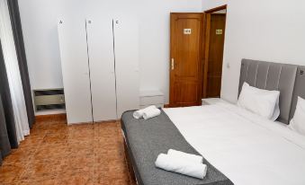 Lisbon Home Host