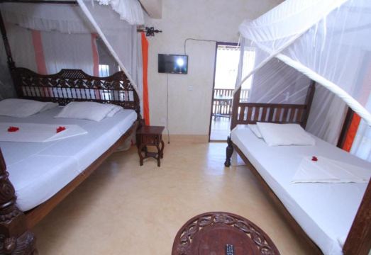Jannataan Hotel - Housity