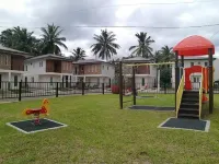 Cozy Holiday Home in San Pablo City for Groups of 8-10 - บังกะโล