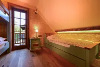 Villa les with Hot Tub & Sauna