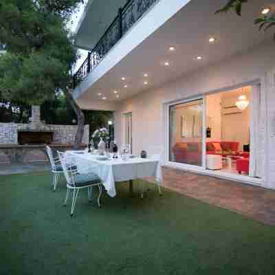 Aias Summer House Others
