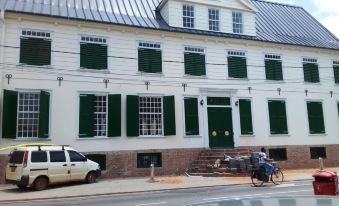 Stunning 3-Bed House in Paramaribo Suriname
