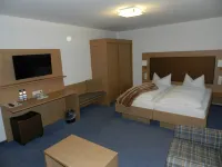 Gasthof Adler Beuren - Klaus-Peter Mayer Hotels in Salem