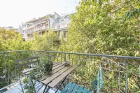 Elegant Suite by CloudKeys Hotels in Central Athens