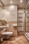4 Pory Roku Resort Sauna & Spa - parking