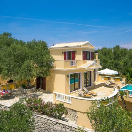 Theodora Villa - 2 BR Tranditional House Close to Gaios Town