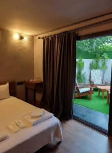 Elia Otel Urla
