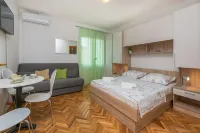 Apartments and Room Nevenka - 3-Star