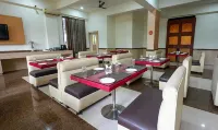 FabHotel Prime Rester Select Chakan Hotels in Chakan