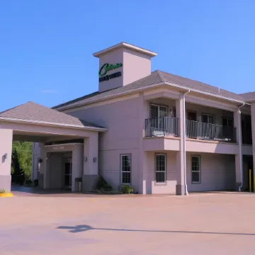 Catoosa Inn & Suites