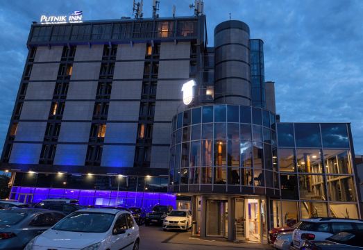 5. 튤립 인 푸트닉..