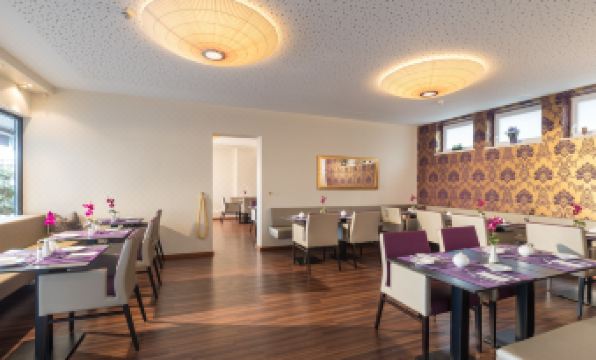 Hotel Vis à vis - Housity