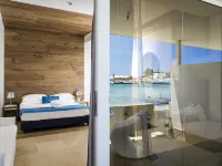 White Bay - balcony