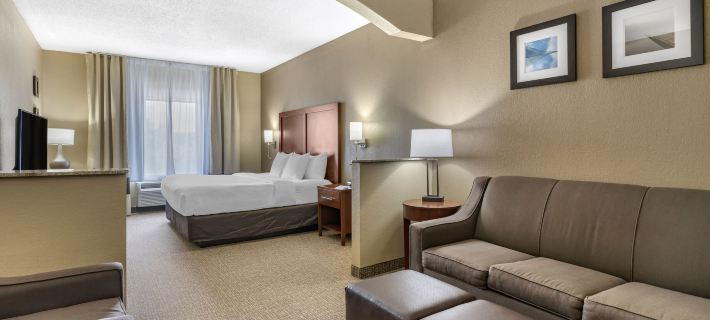 Comfort Inn & Suites St Louis-O'Fallon Hotels in St. Charles County