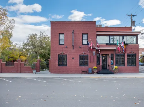 Chamberlin Inn فنادق في كودي