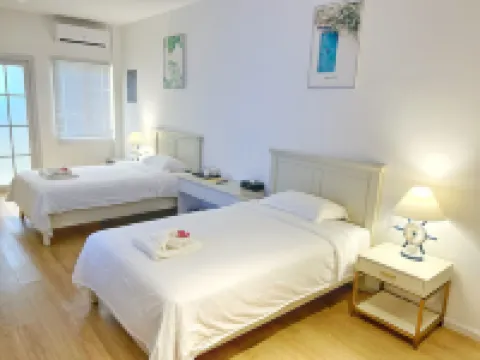 提尼安鑽石酒店 酒店