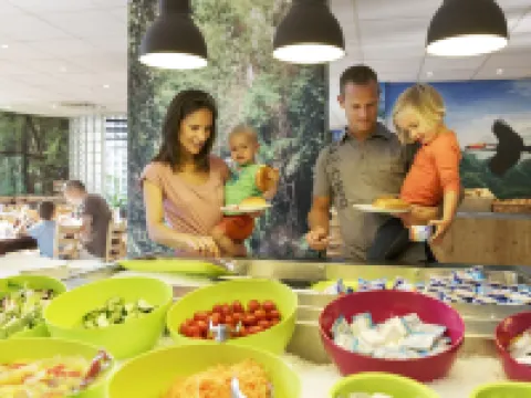 太陽公園肯彭斯米爾倫酒店 摩爾酒店