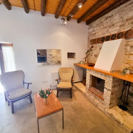 Traditional Village Pool Apartment