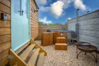 Rosemary - 1 Bedroom - Amroth - parking