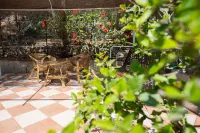 Apartment 250 Meters from the Beach: Sea View