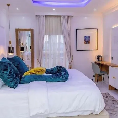 Mg Way Hotel