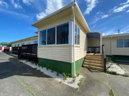 Airport Westney Lodge Отели рядом с достопримечательностью «Окленд Ботаник Гарденс»