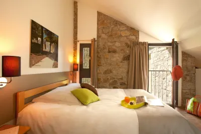 Terres de France - Domaine des Vans Các khách sạn ở Joyeuse