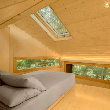 Aoos River Treehouse