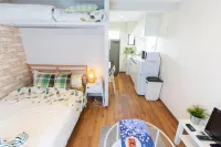 Nomad Confrer Hotels in 