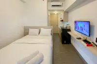 Warm and Homey Studio Tokyo Riverside Pik 2 Apartment - 2-Star