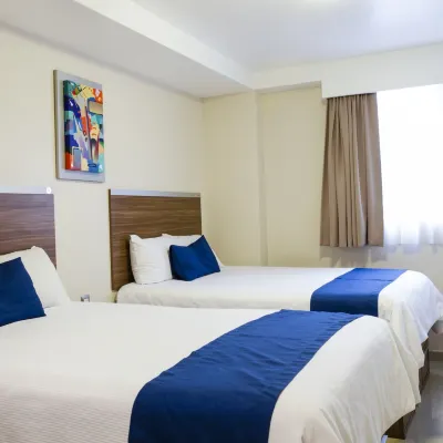 La Casa Azul (Zona de Hospitales) โรงแรมใกล้สวนสนุกซิกส์แฟลกส์เม็กซิโก