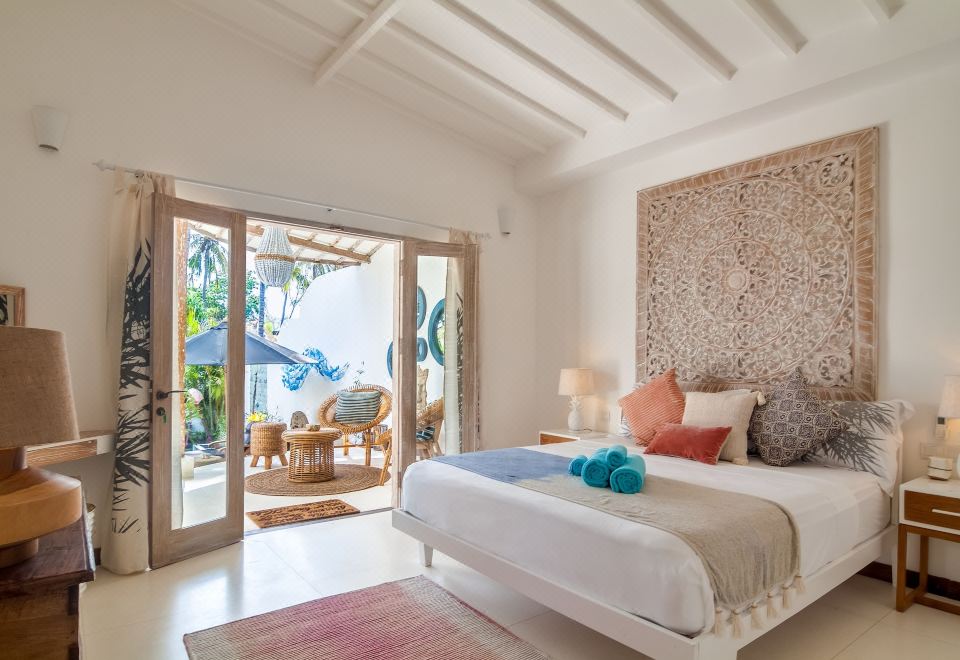 De'Coco Villa Images