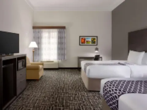 La Quinta Inn & Suites by Wyndham I-20 Longview South Hotels in Longview