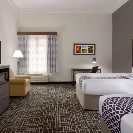 La Quinta Inn & Suites by Wyndham I-20 Longview South Hotels in Longview