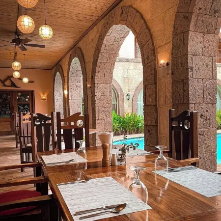 Corto del Mar Hotel