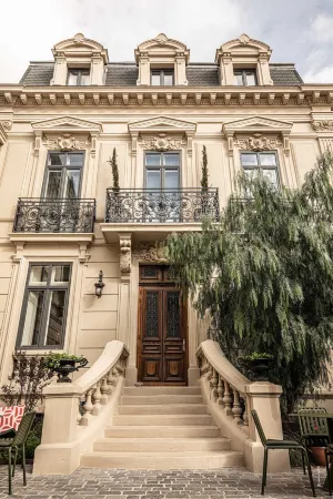 Hôtel le Mosaïque Отели рядом с достопримечательностью «Camping Paradis Soleil d'Oc»