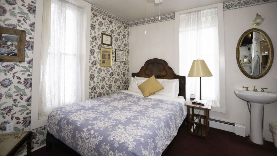 Villa Dallavalle Inn