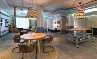 Zara Tower – Luxury Suites and Apartments