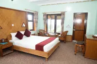 Himalayan Deurali Resort فنادق في Lumle
