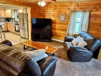House 20 Minutes from Elk Viewing and 5 Minutes from Local Restaurants!