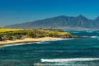 Beautifully Appointed 2-bedroom cottage in Lower Kula with AC, WiFi, & Smart TV Hotel a Kula