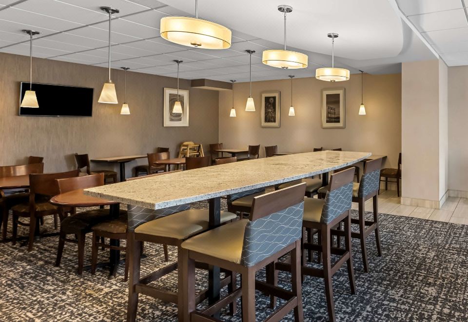 슈어스테이 호텔 바이 베스트 웨스턴 시택 에어포트 노스