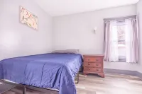 Spacious 6BR 2Bath Close the Falls