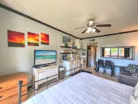 Pool Access and Scenic Sound Views - Charming Romantic Escape