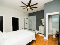 Charming Oasis - Historic Gem, Walk to Downtown, Upper Suite