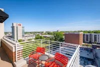 Luxury at River Market