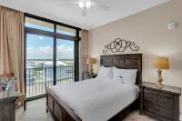 Gulf Front Views and Resort-Style Amenities - Luxurious Coastal Retreat